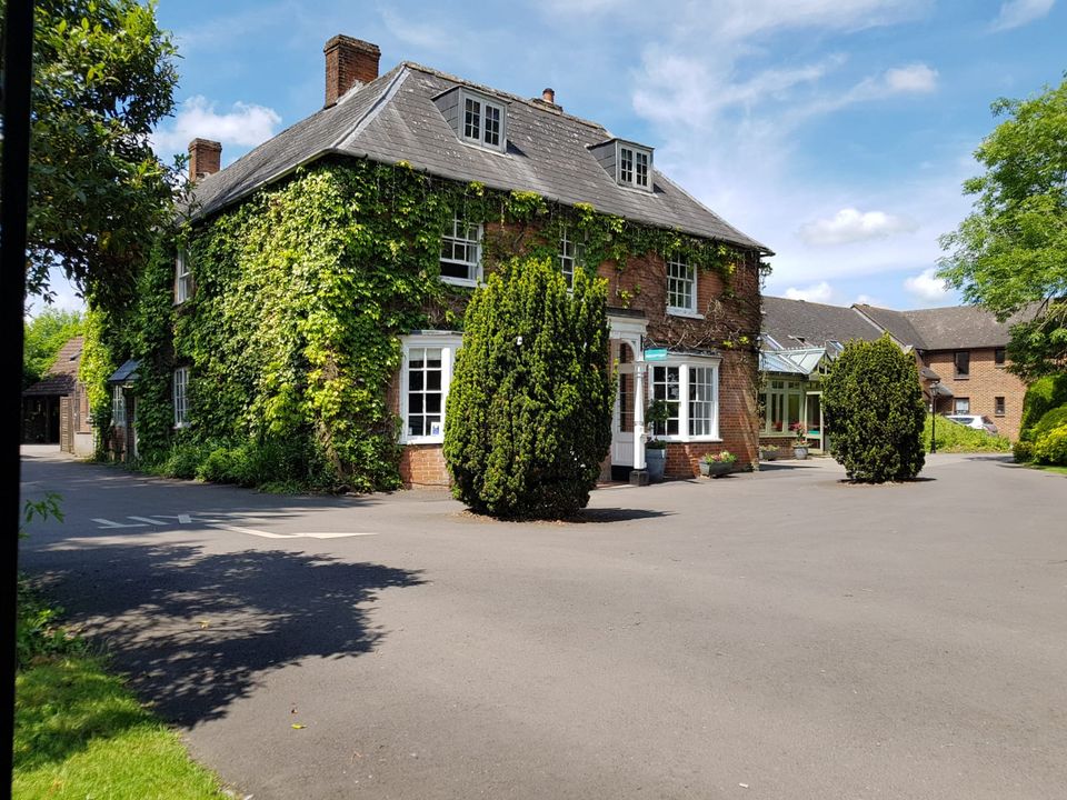Unmatched Function Rooms In Swindon: Marsh Farm Hotel